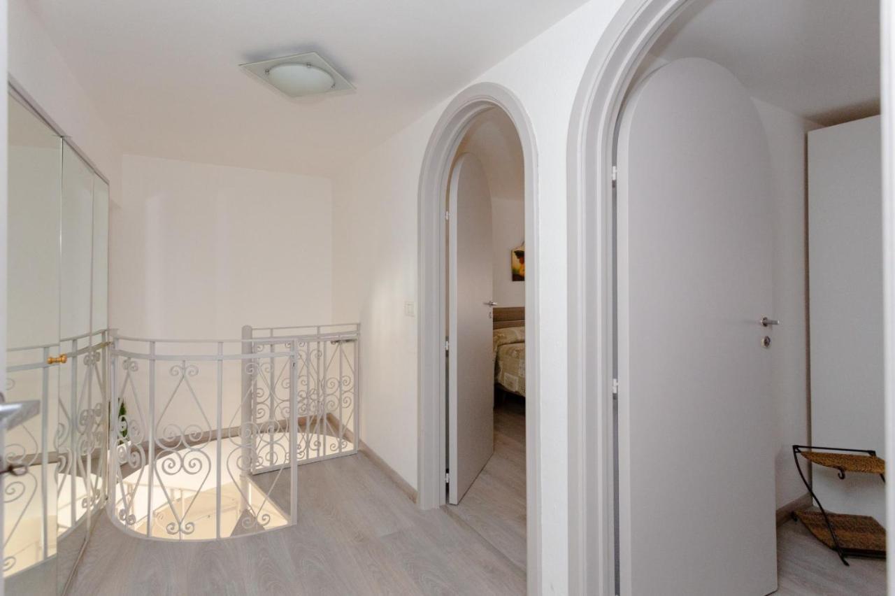 Domus Elisae Apartment Taormina Exterior photo