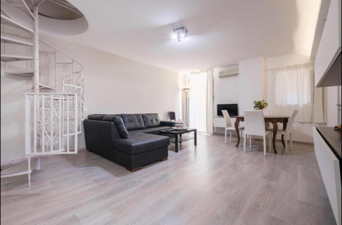Domus Elisae Apartment Taormina Exterior photo